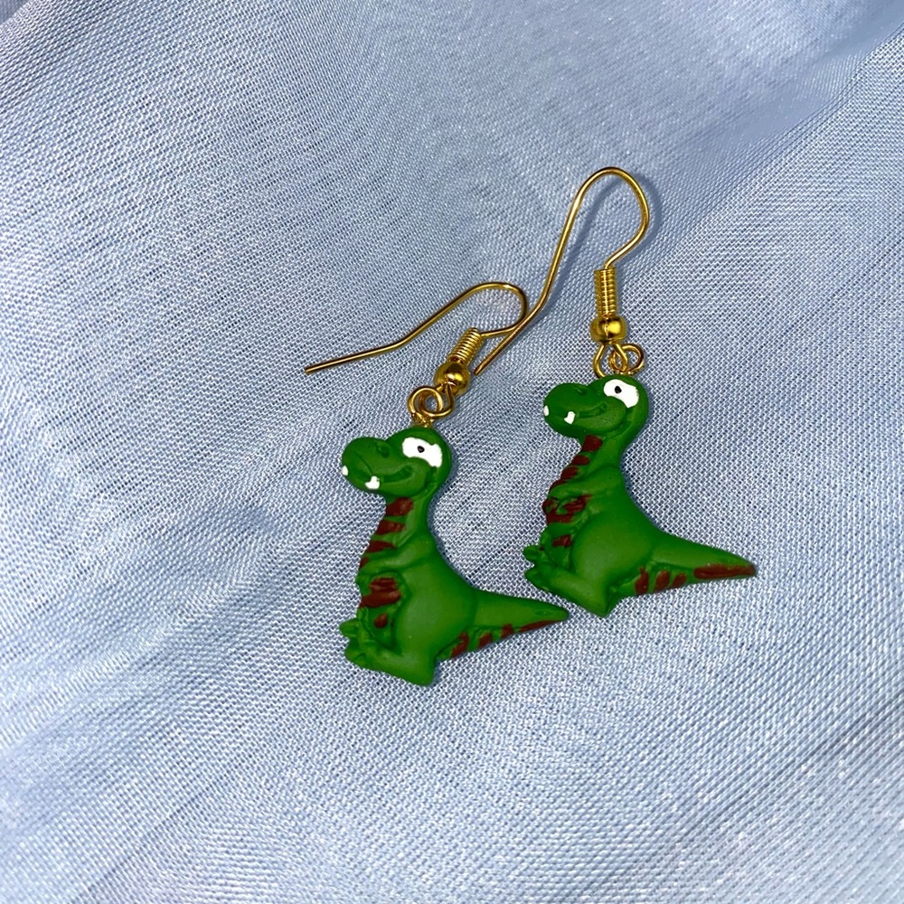 GREE Dinosaurs EARRINGS